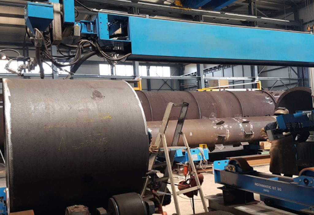 Ergo Meccanica has been working in the field of engineering, construction, assembly and maintenance of industrial plants and pressure vessels. EPC, Equipment,  Maintenance, Machineries. Rolling Machines